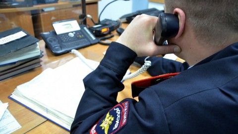 Оперативниками Красногвардейского района задержан курьер телефонных мошенников, забравший у пенсионеров 510 тысяч рублей
